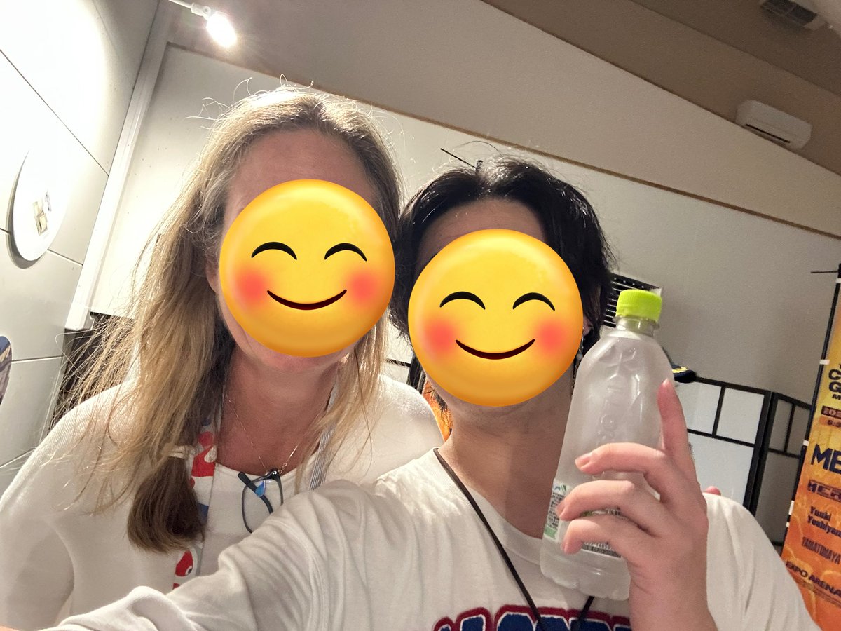 saku tweet media
