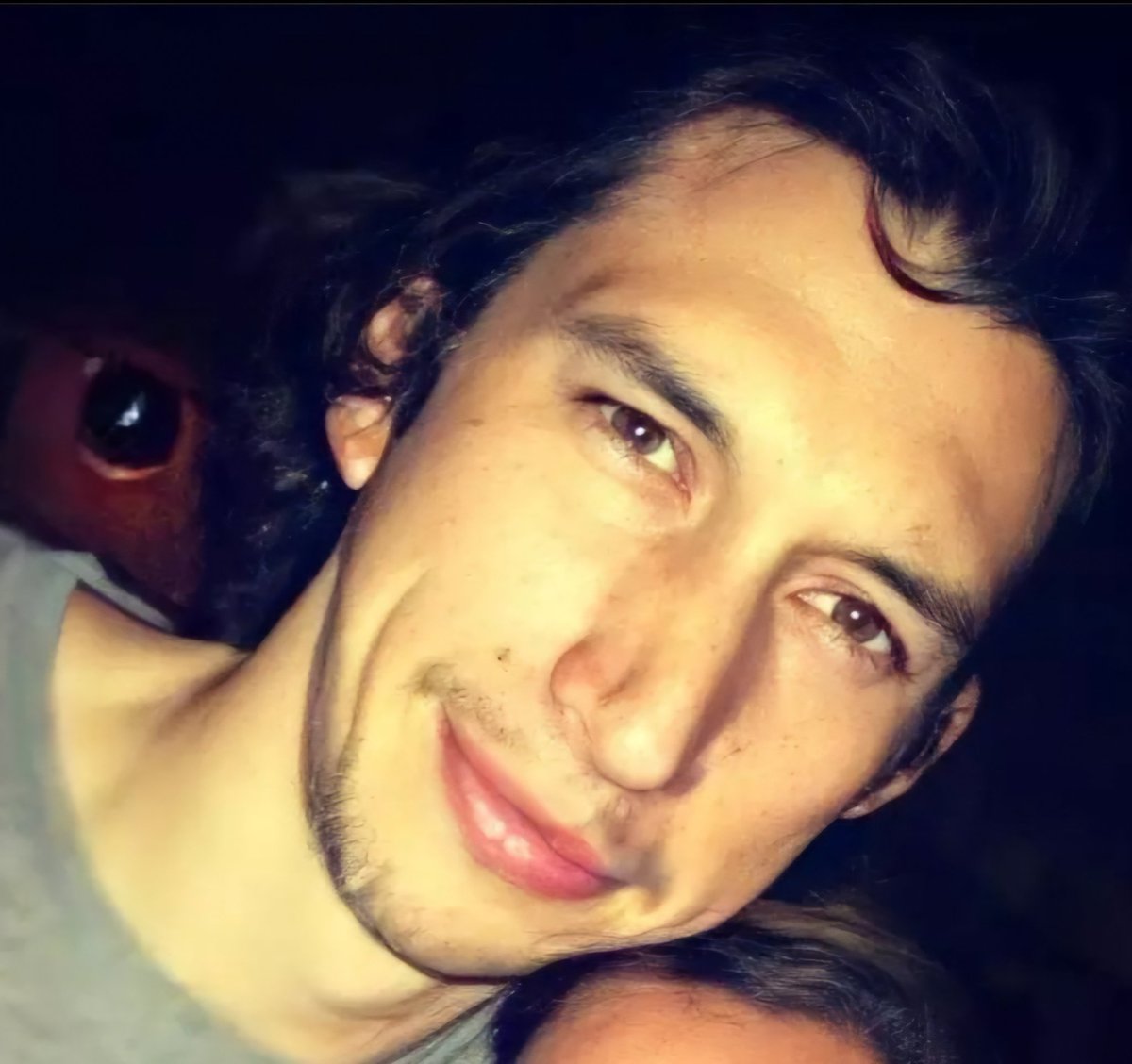 CreativLicense_'s tweet photo. Boyfriend overload. That dimple &amp; nose. ❤️‍🔥 #AdamDriver https://t.co/9RHU8lfQMN
