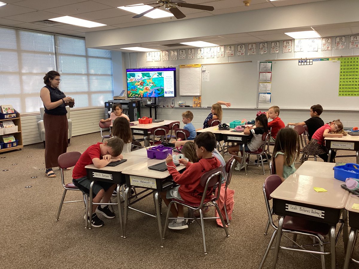 Thank you <a href="/BerthaBobcats/">Bertha Barber Elem</a> for a wonderful visit this morning. So nice to sit in on classrooms and hear fantastic teaching already happening ! Great start to the year! #TeamBPS #InfinitePossibilities