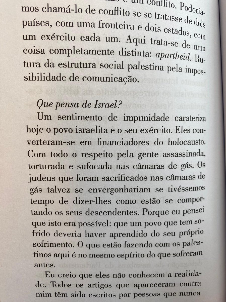 Em março de 2002, José Saramago integrou uma delegação do Parlamento Internacional de Escritores que visitou os territórios palestinos. Em Ramala, o escritor concedeu uma entrevista a José Vericat, correspondente da BBC na Cisjordânia