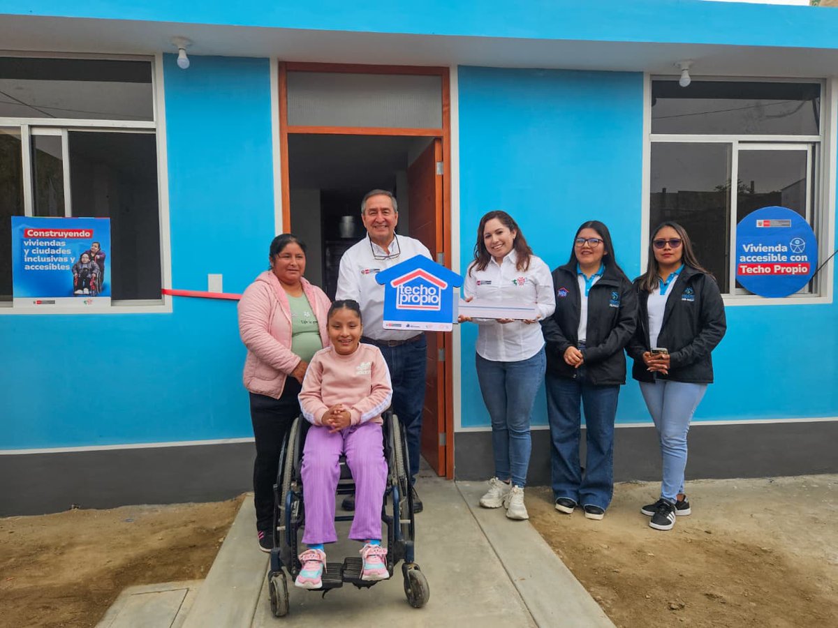 viviendaperu's tweet photo. 🏚️ ¡Entregamos vivienda social accesible en Chincha!
📌 El Ministerio de Vivienda realizó la entrega oficial de la primera vivienda de interés social accesible construida a través del programa #TechoPropio, en su modalidad de Construcción de Viviendas en Sitio Propio, dirigida a familias con integrantes con discapacidad severa y que usan silla de ruedas.
📰Más información aquí:
https://t.co/G0nTgH93dX