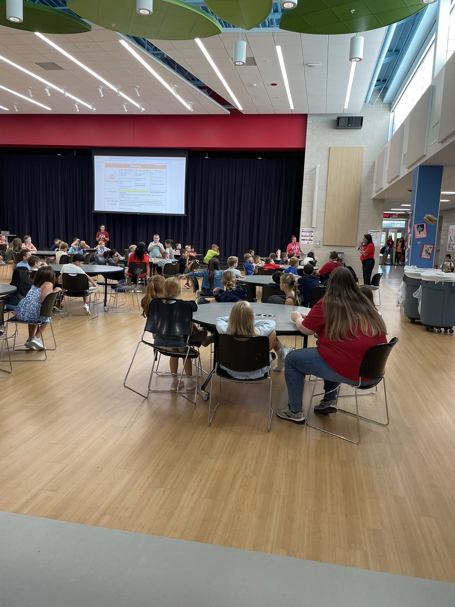 Lauren McArdle tweet media