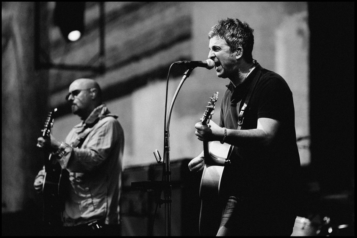NoelGallagher's tweet image. Night three, Murrayfield, Edinburgh 🏴󠁧󠁢󠁳󠁣󠁴󠁿
12.08.25
#OasisLive25