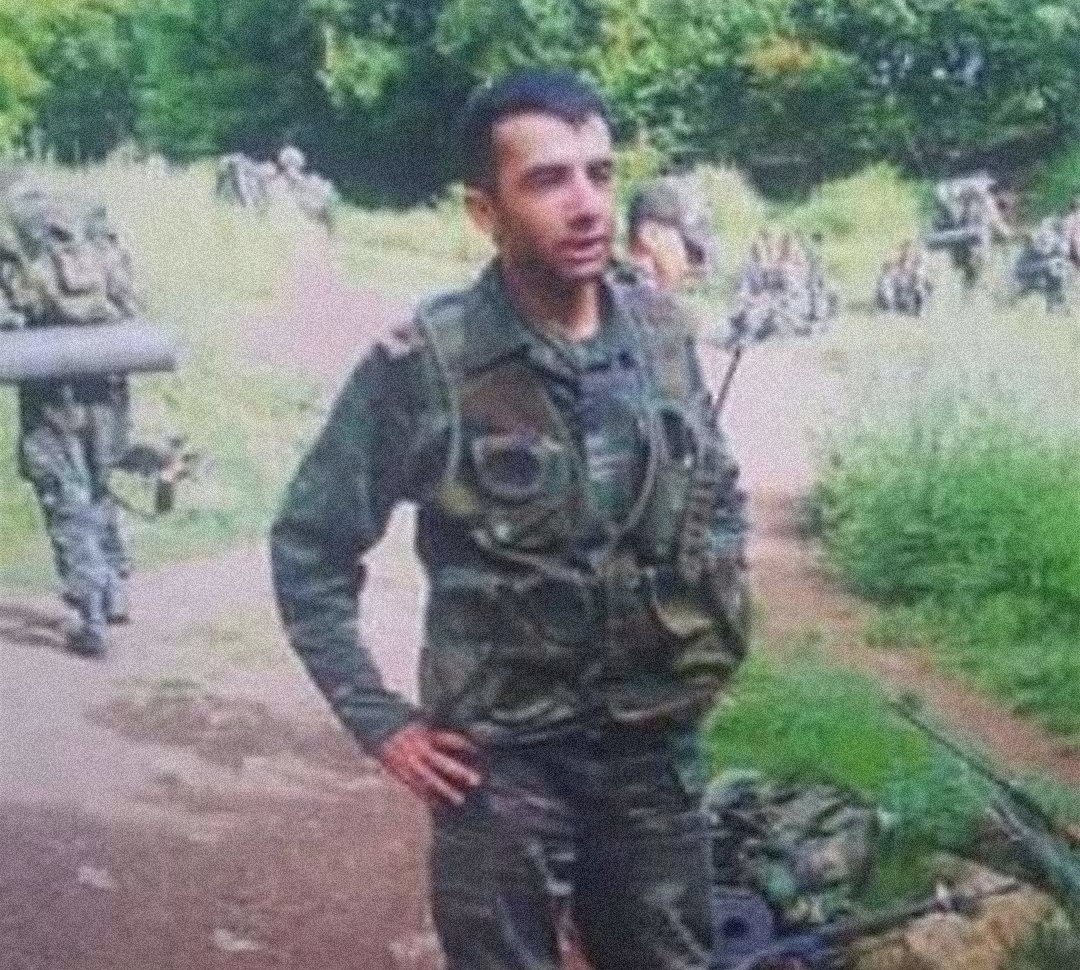 Aesthetic1War's tweet photo. Son Çağın Kahramanları Serisi, 2.Bölüm. 
NUSAYBİN ASLANI: YÜZBAŞI HALİL ÖZDEMİR

Jandarma Yüzbaşı Halil Özdemir ve bizlere bıraktığı kahramanlık hikayesi.  Hendek Operasyonlarında Sur temizlendikten sonra Halil Yüzbaşı, terörist yuvaları ile dolup taşan Nusaybine geçti. https://t.co/gw5TyhUJrp