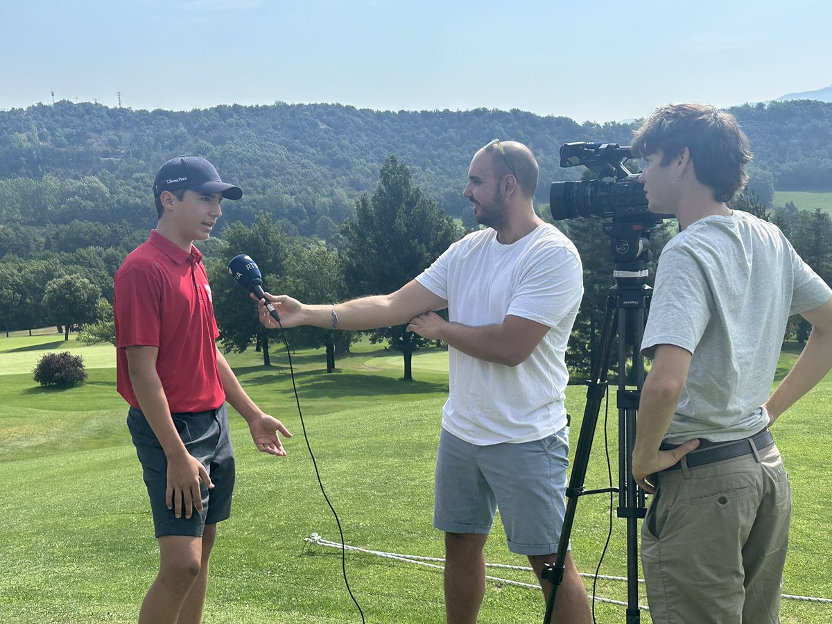 FederacioG's tweet photo. Aquest dimecres, @rtvandorra ha estat amb part de l’equip nacional que ha entrenat a @aravellgolf i que va aconseguir la 🥈 en el Campionat d’Europa Shield de Bulgària.

No han pogut estar presents ni Ramon Armengol ni Èric Galimany… https://t.co/clRHNHMwqm