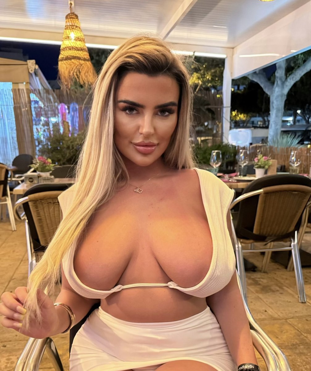 Faye (@fayerae22) on Twitter photo 