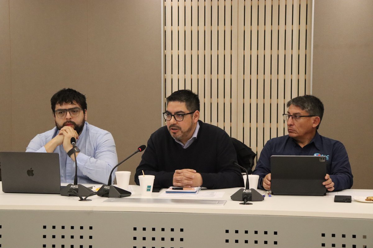 SEGURIDAD Y TRABAJO DIGNO: CTMIN SE REÚNE CON MINISTRO DEL TRABAJO PARA IMPULSAR CAMBIOS URGENTES EN EL SECTOR MINERO

ctmin.cl/seguridad-y-tr…

#CTMIN #MineríaSegura