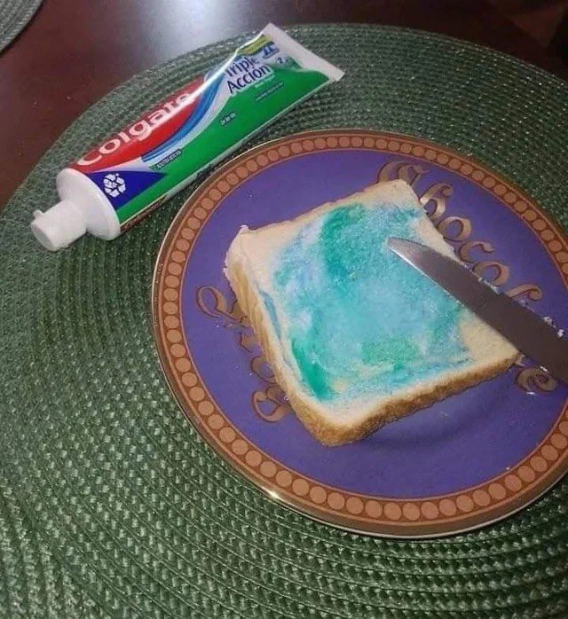 modocarreraLAT's tweet photo. hoy desayuno en la pensión! #vamoscuervo #fuerzaciclon https://t.co/6vIn5c7pwn