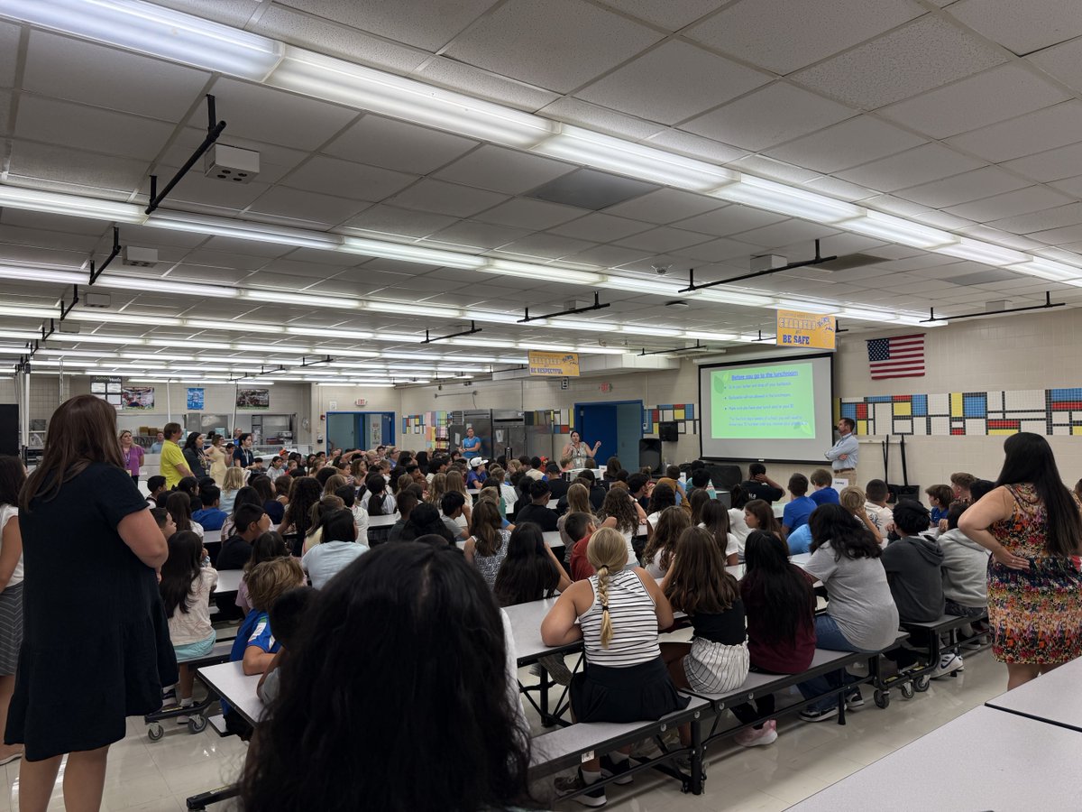 First day adventure alert: our awesome 6th graders are learning and practicing all the secret codes to lunchroom greatness—and how to keep the good vibes flowing at lunchtime! 🥪 💫"