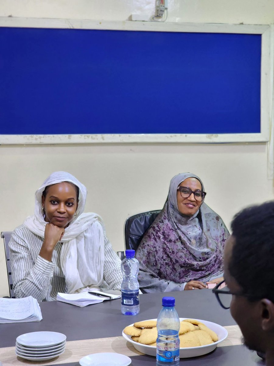 We are very pleased to take part in this important meeting b/w the leadership of the Swiss Embassy and prominent youth based in Garowe, which took place at the PDRC. We discussed the challenges facing young people and the strategies that can be used to advance youth development.