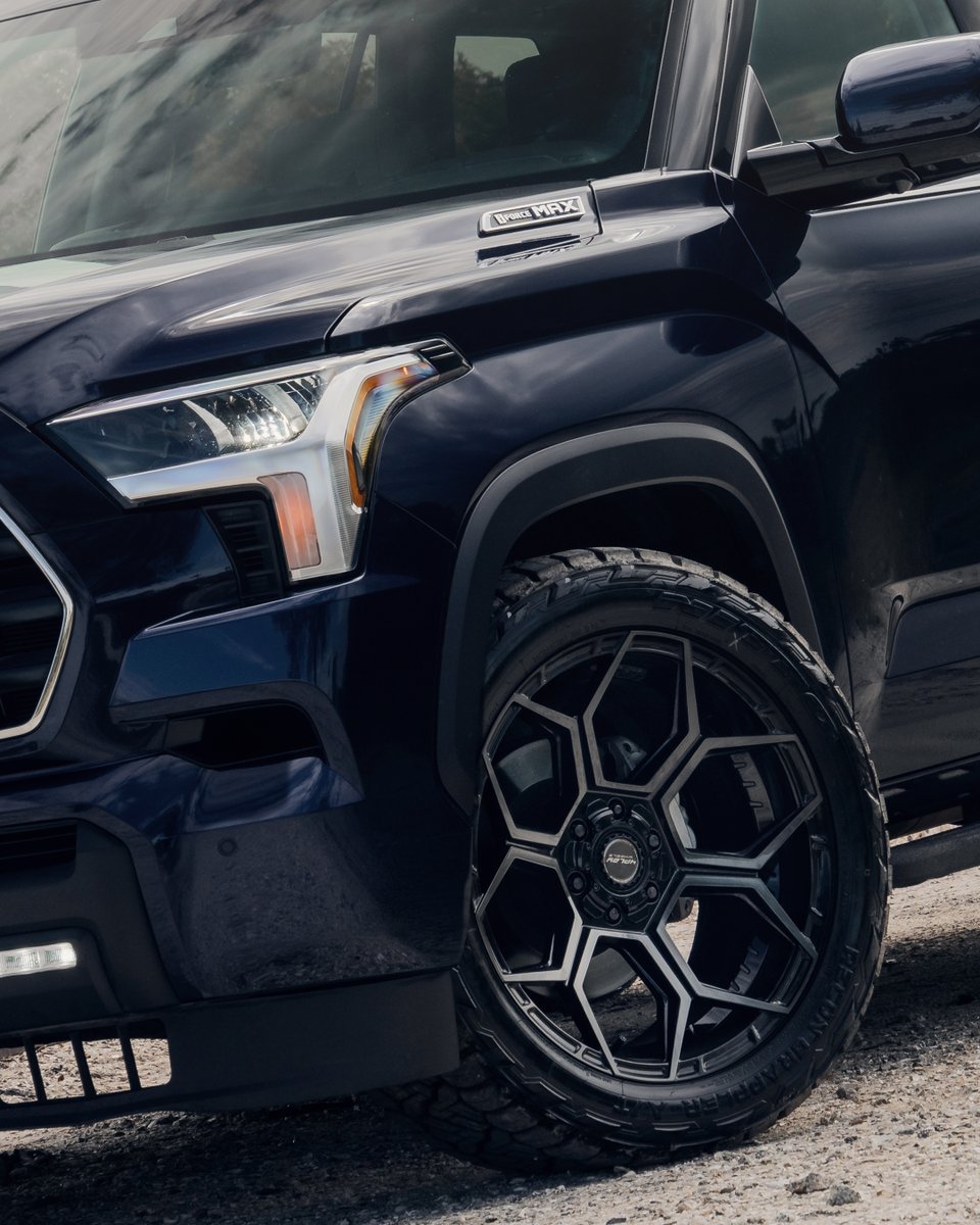 4PlayWheels's tweet photo. Toyota Sequoia 4P S2 Series wheel options! All on 33's, all in stock NOW! Contact us anytime for details and ordering info.
#4playwheels #toyota #toyotatrucks #trd #trdpro #trdtrucks #sequoia #toyotasequoia #4pwheels #4p #s28 #s63 #s26 #sequoiawheels #sequoiarims #tundra https://t.co/WOwpkWqR05
