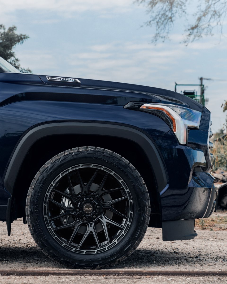 4PlayWheels's tweet photo. Toyota Sequoia 4P S2 Series wheel options! All on 33's, all in stock NOW! Contact us anytime for details and ordering info.
#4playwheels #toyota #toyotatrucks #trd #trdpro #trdtrucks #sequoia #toyotasequoia #4pwheels #4p #s28 #s63 #s26 #sequoiawheels #sequoiarims #tundra https://t.co/WOwpkWqR05