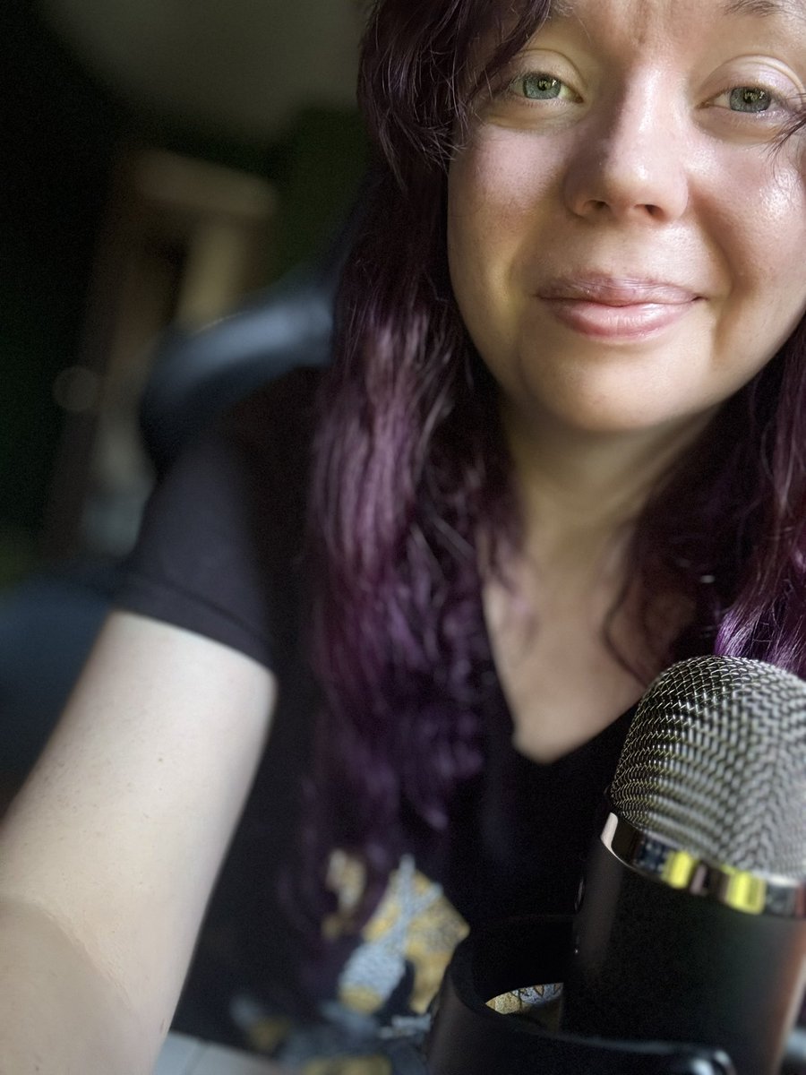 Live now! twitch.tv/ladybowman