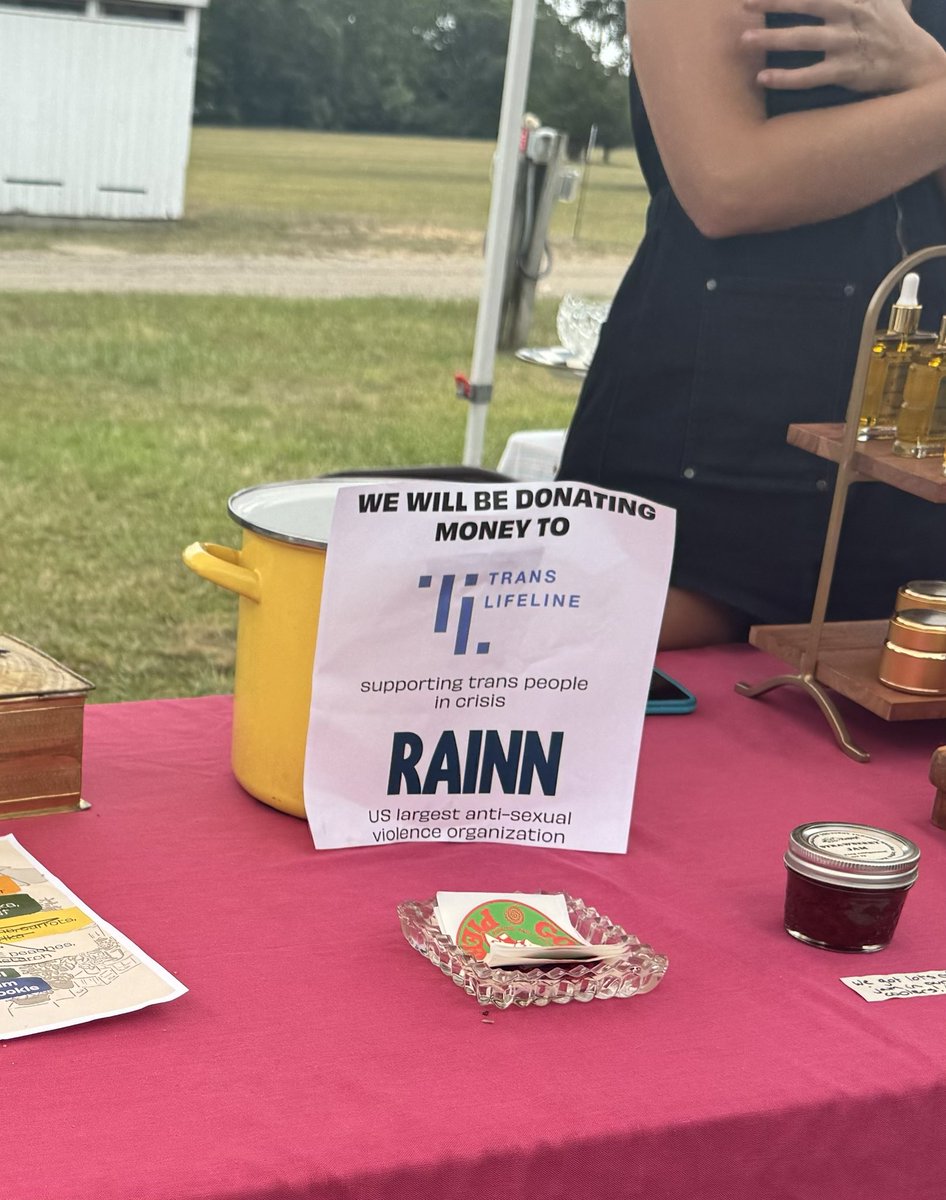 The Martha’s Vineyard pierogi stand being attacked by Alan Dershowitz has been consistently sold out of pierogis - but is staying at the farmers market to raise money for trans rights and sexual violence prevention 🙌