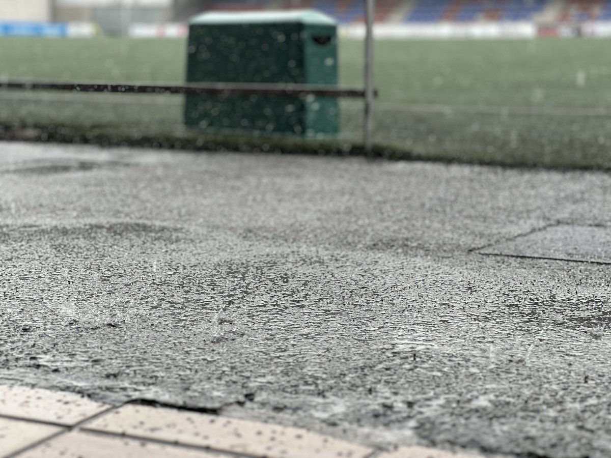 PRETEMPORADA⚽️|

Ya estamos en el Nuevo Ganzábal😍👏🏼

#VamosMiZamora