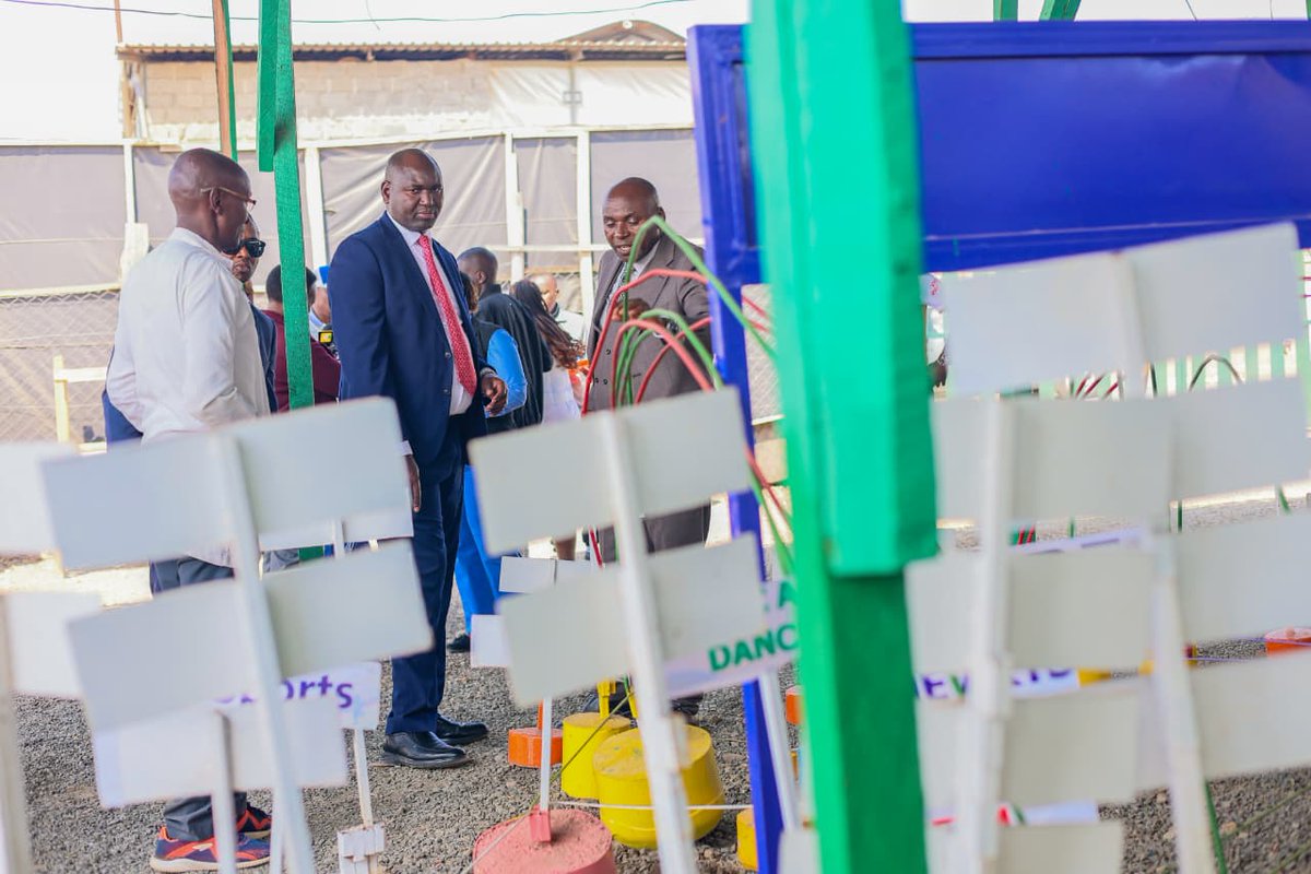 JuliusKBitok's tweet photo. NAIROBI CITY COUNTY, KENYA
WEDNESDAY, AUGUST 13, 2025.

Today, I visited the CBC Gravity Centre along Nairobi’s Eastern Bypass, a model facility offering practical, learner-centred lessons that utilise locally sourced materials and innovations to advance Competency-Based Education (CBE). The Centre integrates hands-on modules in agriculture, home science, performing arts and STEM (Science, Technology, Engineering and Mathematics), effectively bridging the gap between theory and practice.

The visit included learning zones demonstrating the three career pathways—Arts and Sports, Social Sciences and STEM—where learners applied knowledge in real-life domestic and health science contexts.

The Centre plays a vital role in enhancing learners’ practical understanding of CBE, guiding pathway choices and preparing them for post-education careers, particularly in schools with limited resources.

I call for strengthened collaboration between the government, the private sector and education stakeholders to replicate such facilities across all counties, ensuring equitable access to quality, hands-on learning for every learner.