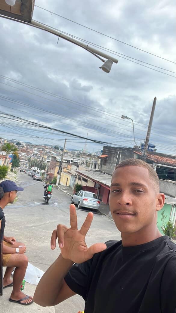 lipe_cxd's tweet photo. Sigo invicto 🥱❤️🩵 https://t.co/r6gFbbhzWK