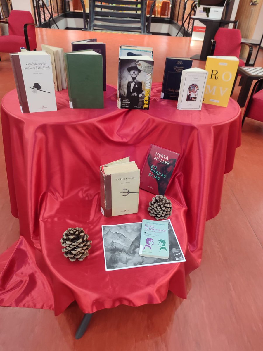 MARTAGR82's tweet photo. @LibrosCMadrid Nuestros usuarios ya están disfrutando de la guía y del Centro de interés en la Biblioteca Elena Fortún :D https://t.co/H6oaoKQSxr