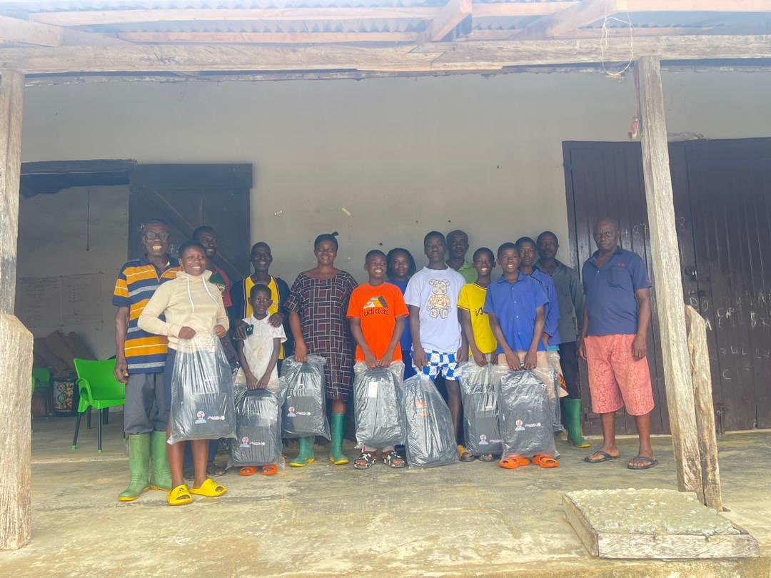 68 children in the Ayensuano District received school bags, notebooks, and exercise books to support their education and aid their learning journey.

#AnAdultIsAChildWhoHasSurvived
#Remediation
#Ayensuano