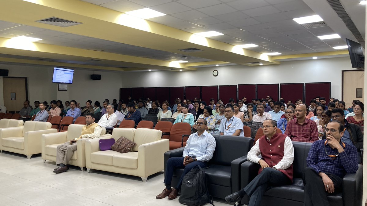 mahe_research's tweet photo. Glimpses from the session with Dr. Subhasree Nag, Strategic Consultant at Clarivate, on How AI and Web of Science can transform your research. #Research #AI #ArtificialIntelligence #MAHE #Manipalandclarivate https://t.co/YOQoftYL1Y
