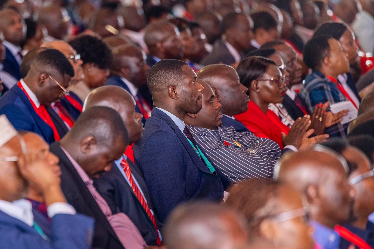 MKMadoka_'s tweet photo. At the #DevolutionConference in Homa Bay, PS Dr. @fnoluga joined H.E. President @WilliamsRuto as he announced since the inception of The universal health coverage
✅ 25.2M Kenyans now registered under the Social Health Authority
✅ Outpatient care at health centres, dispensaries and Level 4 hospitals FULLY covered no charges!
#UniversalHealthCare