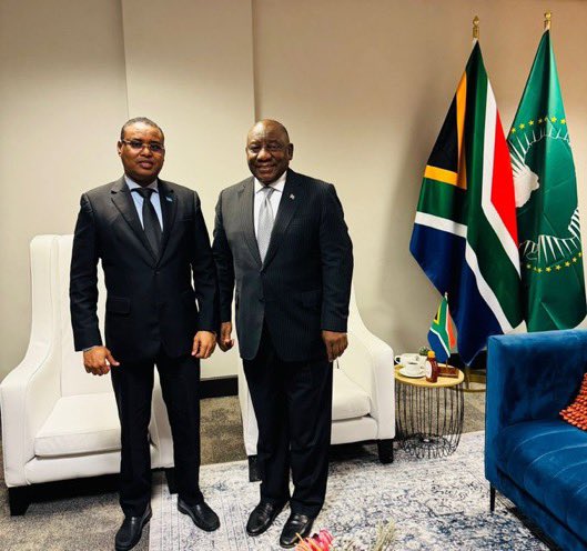 SomaliainZA's tweet photo. On the sidelines of the Africa Water Investment Summit in Cape Town, Somalia’s Deputy Prime Minister, H.E. @HonJibrilAHaji, held bilateral talks with the President of South Africa, H.E. Cyril Ramaphosa, in the presence of @Amb_msheikh. @DIRCO_ZA  @SomaliPM  @TheVillaSomalia https://t.co/aXVHlln1q3
