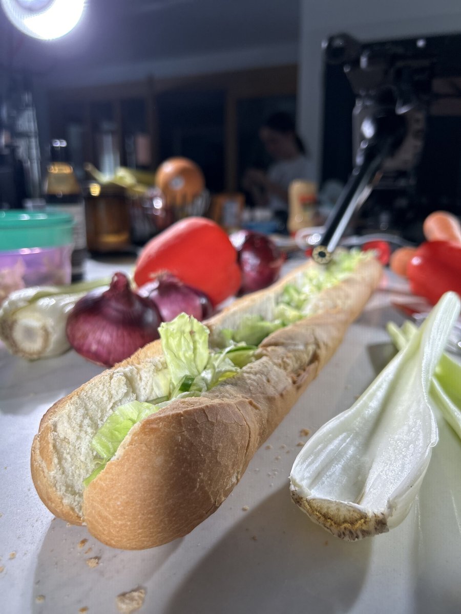 CorishFilms's tweet image. Excited to explore the potential of our new Venus Laowa 24mm f/14 2x Macro Probe Lens this week! Stay tuned for some amazing results. #FilmProduction #ProductShoot #Photography #Innovation