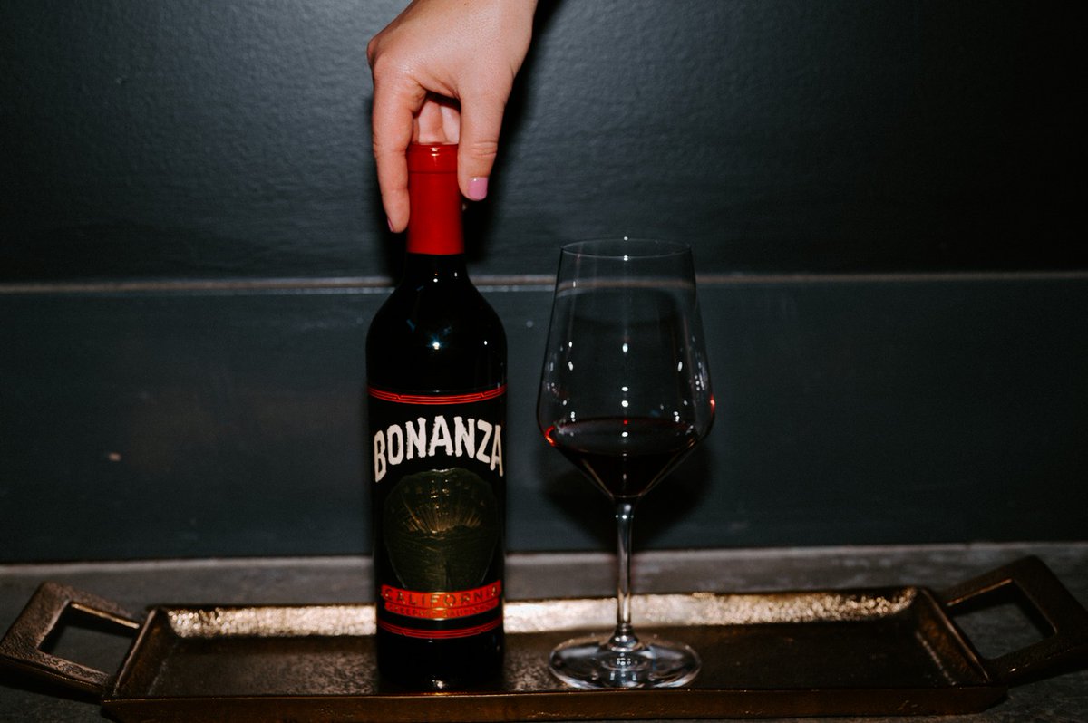Looking for your new favorite date night bottle? Grab the Bonanza Cabernet Sauvignon from the Wagner Family of Wines. The classic red pairs well with: Roasted meats, charcuterie boards, BBQ feasts, or a sweet summer salad. 

#Bonanza #RedWine #CabSauv #WagnerFamily #DateNight