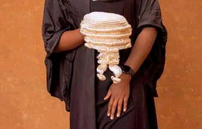 amicable_bliss's tweet photo. To err is human for the rich and powerful in Nigeria. But to err is imprisonment for the poor. https://t.co/CzxXN2HYat