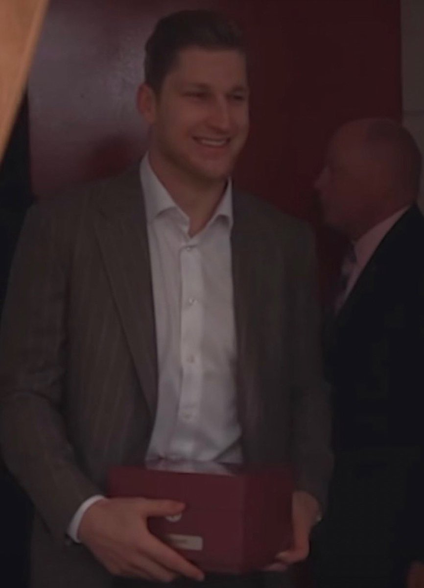 nathan mackinnon daily (@mackinnondaily) on Twitter photo 