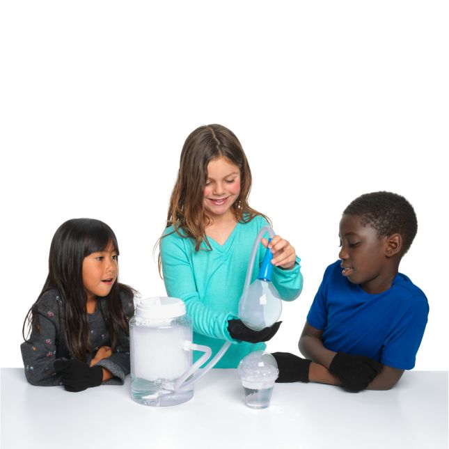 🫧 The Steve Spangler Extreme Bubble Science Kit turns your classroom into a bubble lab of epic proportions! Explore surface tension, elasticity, and chemistry while creating GIANT bubbles that wow every time! 🧪💥🫧
Get your kit here! ow.ly/QryN50WA5ZC