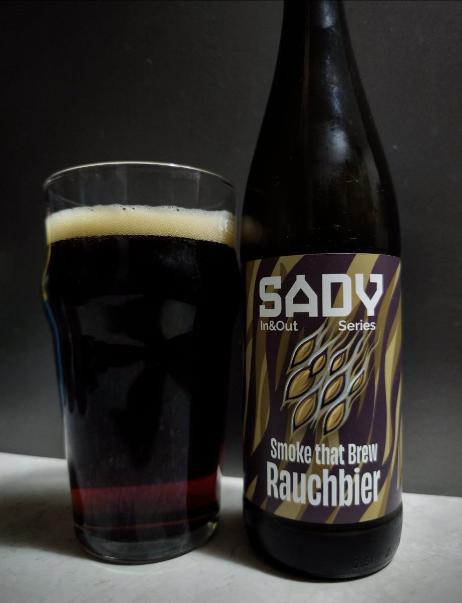 BojanowskiMarek's tweet image. #752
🍺 Smoke that Brew
🇵🇱 Browar Sady
Rauchbier
Alk. 5.7%
Ekst.wag. 16.0
3/5
#craftbeer #polishbeer #Rauchbier #piwokraftowe #beer #browar #Sady #beerpics  #wroclaw