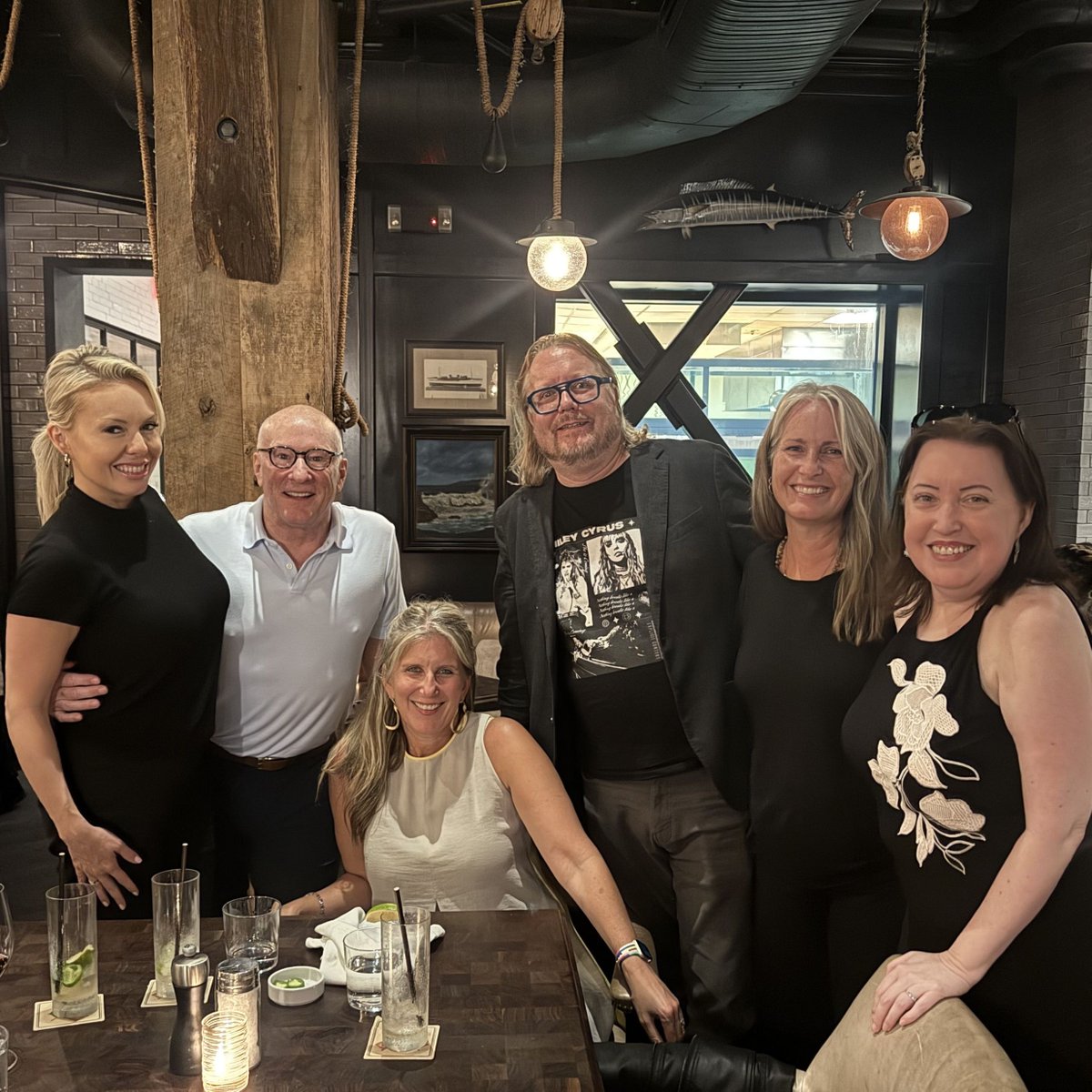 CorcoranIcon's tweet photo. Inman Luxury Connect did not disappoint! Proud to see our CMO, Melody Foster, share her insights on the panel "How CMOs Are Measuring the Impact of Intelligent Marketing." https://t.co/a9TupZO4qj