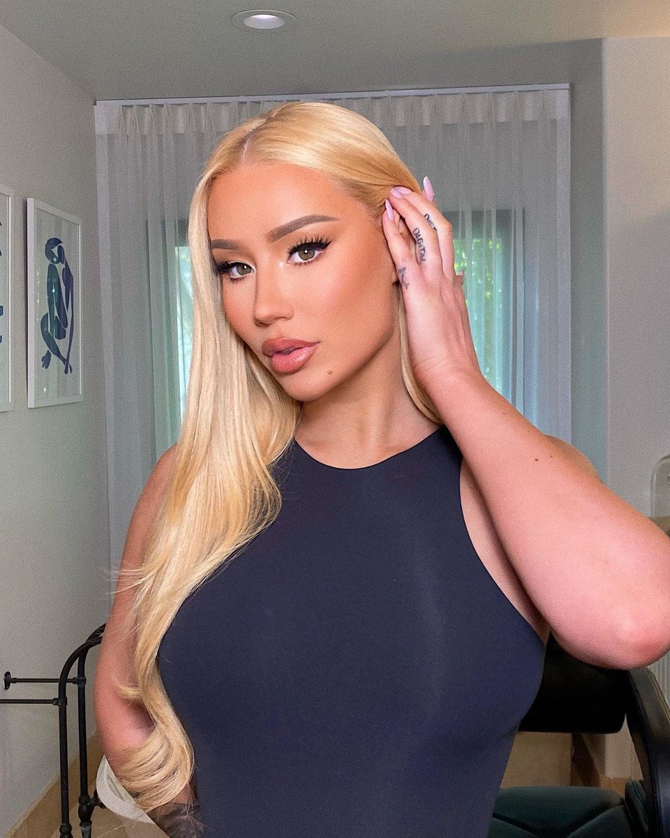 IGGY AZALEA DAILY tweet media