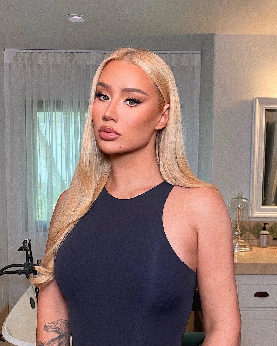 IGGY AZALEA DAILY tweet media