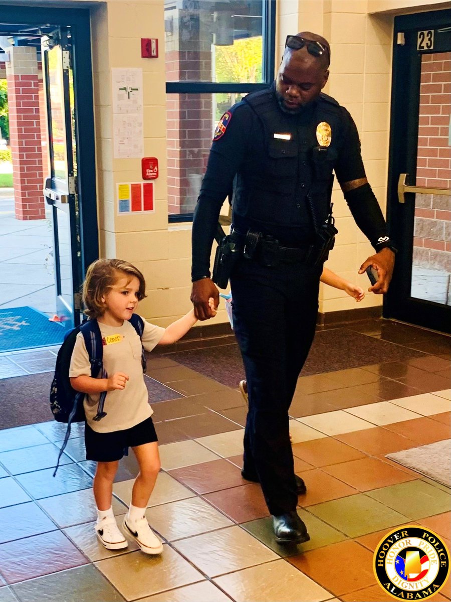 HooverPD's tweet photo. #WaytogoWednesday

“Every child you encounter is a divine appointment.”

So. Shades Crest SRO Thomas walks with this sweet little guy from car pool to his classroom.

Our SROs pride themselves on being a positive role model. Someone who can help. A friend.

#hooverpd #safeschools https://t.co/aKuFQOEzRf