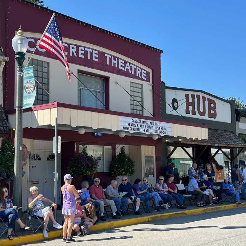visitskagit's tweet photo. Cascade Days is happening August 15th and 16th for a weekend of vendors, games, community pride a car show on Saturday, and (of course) a parade!

Visit https://t.co/2Bg3zblnSN for more details ✨

#magicskagit #cascadedays #northcascades #cascadeloop #stateroute20 https://t.co/AExyuL7hd9