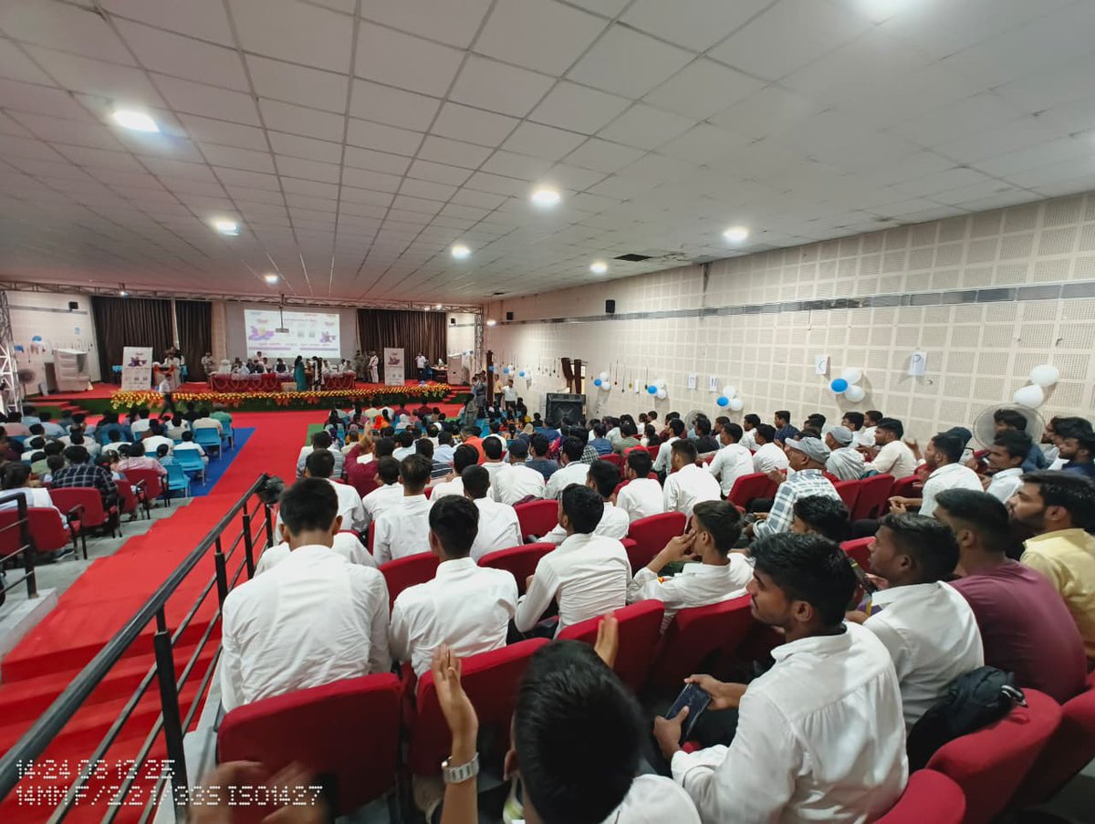 startup_bihar's tweet photo. 🚀 Bihar Idea Festival 2025 | Divisional Event| Munger
Date: 13-Aug-2025

The Divisional Event in Munger brought together young innovators, entrepreneurs &amp; changemakers to shape Bihar’s future.

🎯Aaj banega kal ka Bihar!
@mishranitish @IndustriesBihar  

#DivisionalEvent #Munger https://t.co/wgaljoHmjZ