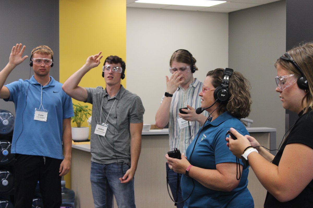 Leadership Iowa University tweet media