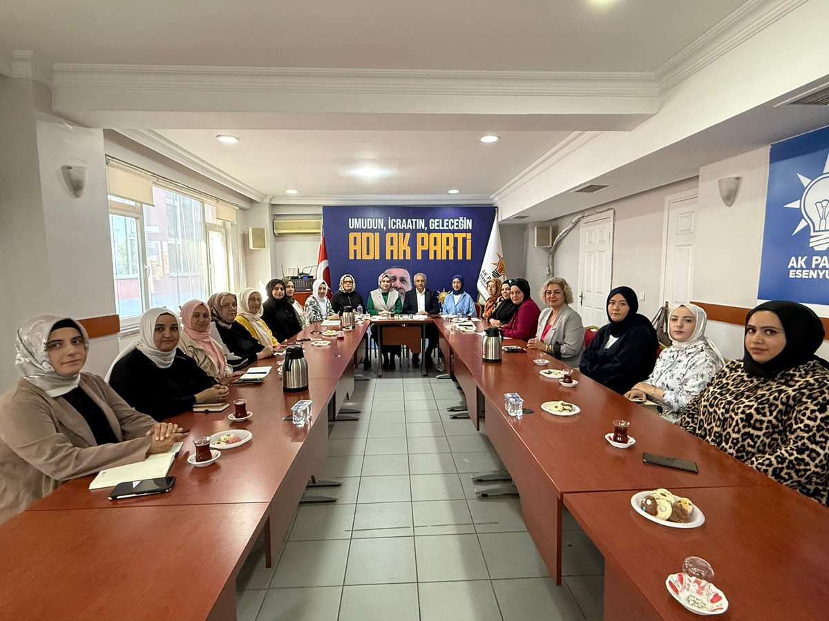 AK Kadın Esenyurt (@akkadinesenyurt) on Twitter photo Başkanımız <a href="/YldrmHarika/">Av. Harika Yıldırım Öztürk</a> başkanlığında,
İl Koordinatörümüz <a href="/BurcuHSahinci/">Burcu H. Şahinci</a>’nin katılımıyla Yönetim Kurulu Toplantımızı gerçekleştirdik.
Toplantımıza teşrifiyle kıymetli ağabeyimiz, İlçe Başkanımız <a href="/togaycobann/">TOGAY ÇOBAN</a>’da verimli istişareleri nedeniyle teşekkür ediyoruz. Başkanımız <a href="/YldrmHarika/">Av. Harika Yıldırım Öztürk</a> başkanlığında,
İl Koordinatörümüz <a href="/BurcuHSahinci/">Burcu H. Şahinci</a>’nin katılımıyla Yönetim Kurulu Toplantımızı gerçekleştirdik.
Toplantımıza teşrifiyle kıymetli ağabeyimiz, İlçe Başkanımız <a href="/togaycobann/">TOGAY ÇOBAN</a>’da verimli istişareleri nedeniyle teşekkür ediyoruz.