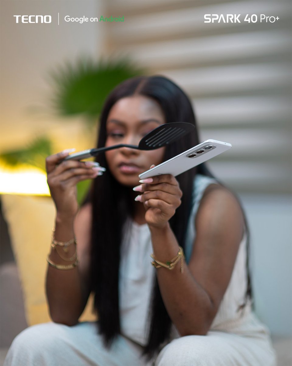 TecnoMobileGH's tweet photo. Slimmer than your Spatula 😍💙
Meet the TECNO Spark 40 Pro+, style, speed and slimness you can’t ignore.

#SPARK40series
#slimmacho
#TECNOGhana https://t.co/4JbHxyNiOq