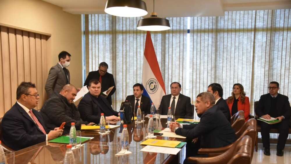 ¿Recuerdan a la Comisión Bicameral de Investigación de Lavado que pidió informes a ONGs? 
El informe señala que se utilizó la comisión para intimidar a los críticos con acusaciones falsas y amenazas de acción legislativa con sanciones significativas: "algunas presentaciones se