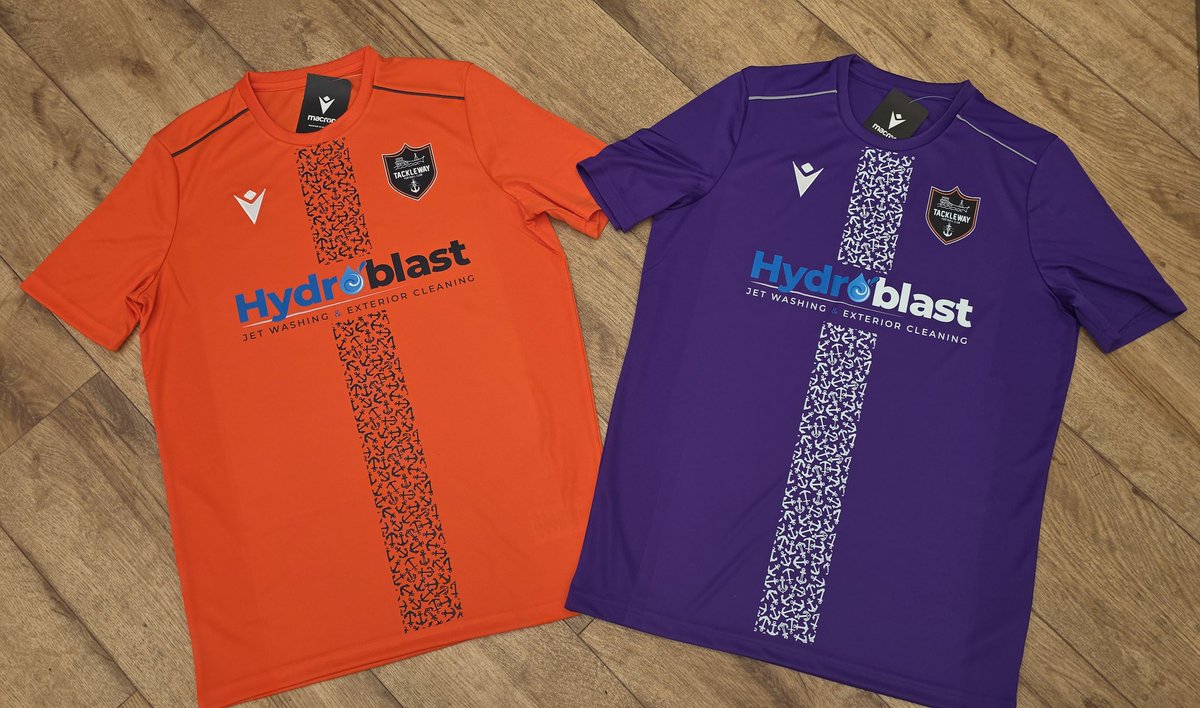 What do we think of this 🔥😮

Dabs New Home Kit 25/26 🥶

#MacronHastings x #Tackleway