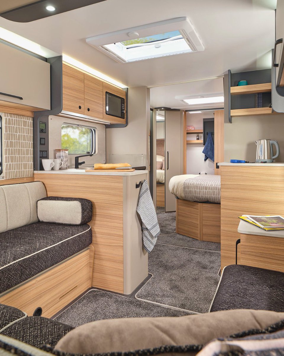 BaileyofBristol's tweet photo. 🌟 First Look: NEW Pegasus Black Edition Brindisi 🌟
😎 8ft wide + Enhanced C-shaped lounge = your ultimate social tourer.
✨ See the NEW Brindisi: https://t.co/Yhg9Wpfm0h
#NewCaravan #8ftWideCaravan #BaileyPegasusBlack https://t.co/glNoZcubX5