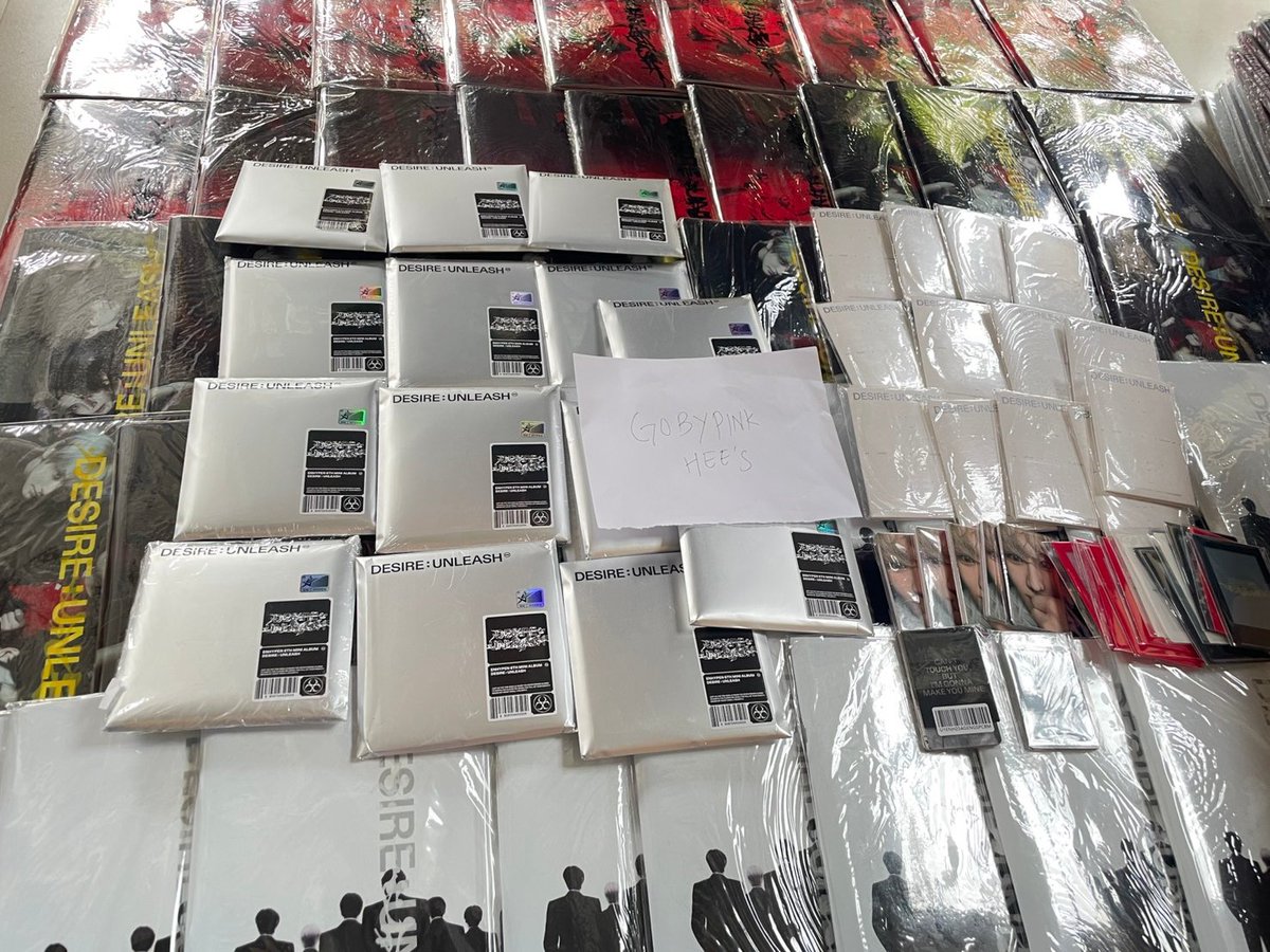 Jakeclsxyy's tweet photo. #ensell 🌸 WTS ALBUM D:U X POB WVGB 🌸

💰 with pob : 200k (bisa prio)

Make ✅✅
You ✅✅
Mine ✅✅

📍tangerang
✅ sealed

yukk guys album d:u nya murceuu poll 🫶🏻 https://t.co/96SkvhhLwu