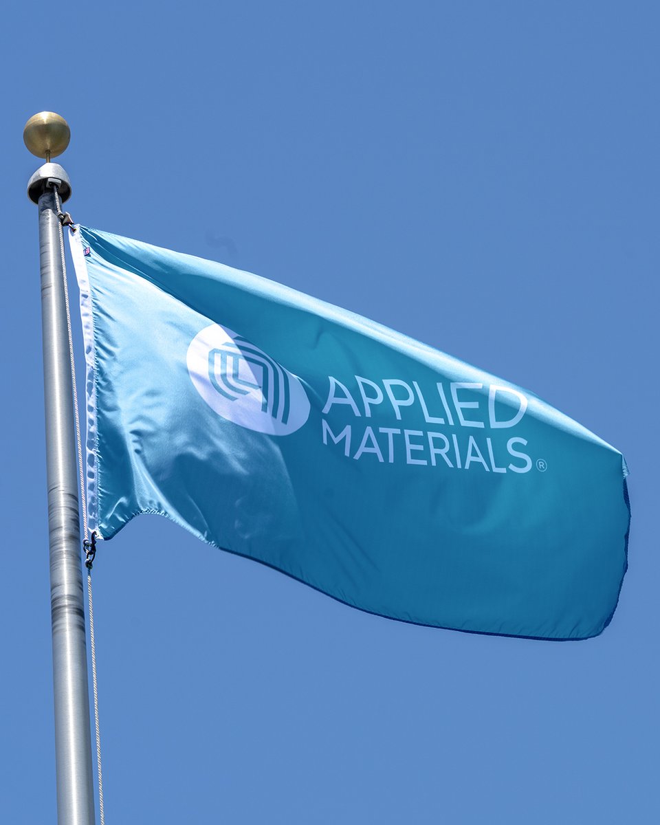 Applied4Tech's tweet image. 🌟 At Applied Materials, we’ve been building the future for decades—innovating and preparing for something bigger. It’s now our #MaterialMoment. We are excited to be at the heart of innovation bringing you the next wave of technology that will change the world. 🌍 #MakeItMaterial…