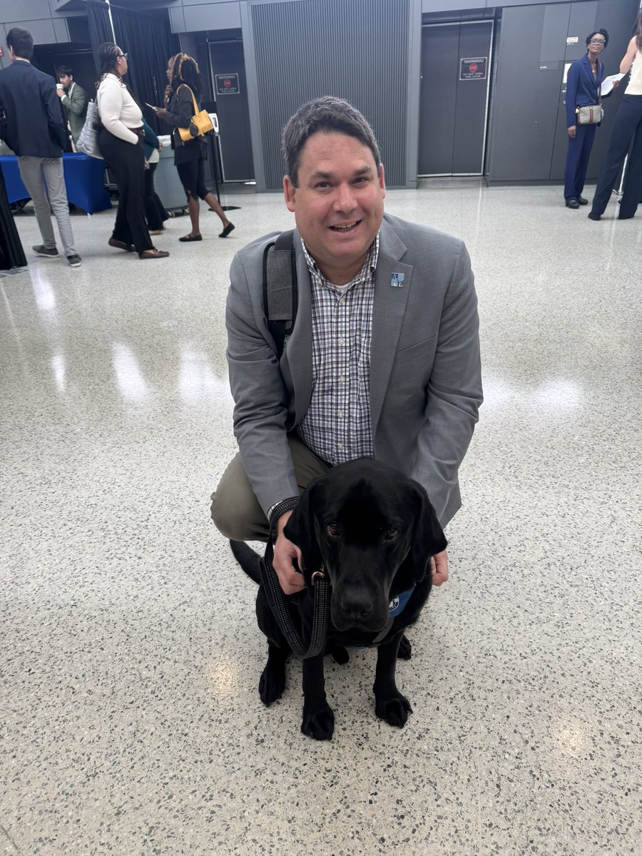 BrianKal's tweet image. I got to see planes today. But more importantly got to meet TILLER for the first time ever. And he’s the best-est best best boy. @Dulles_Airport @MWAAHQ @mwaapd
