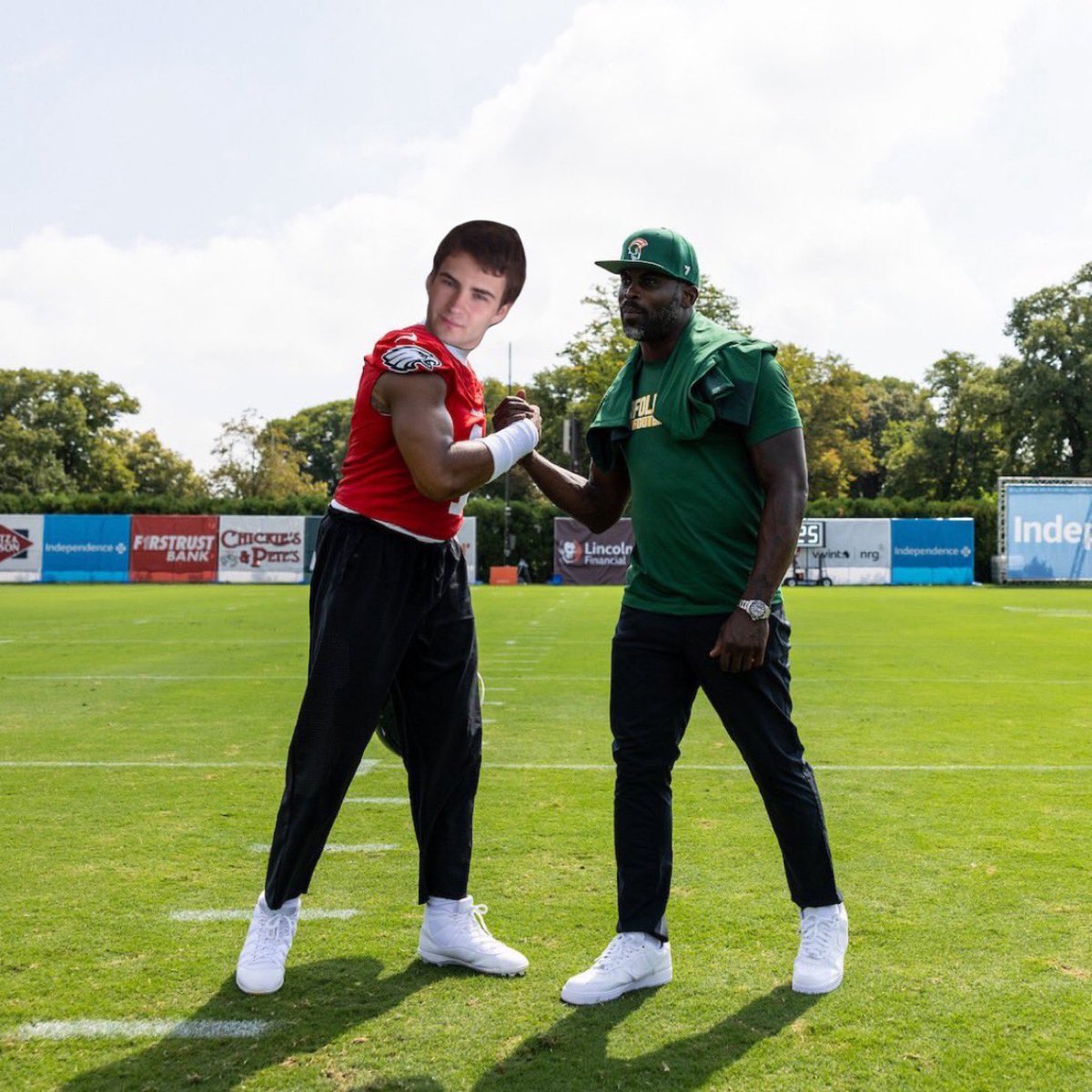 Chicken Parm tweet media