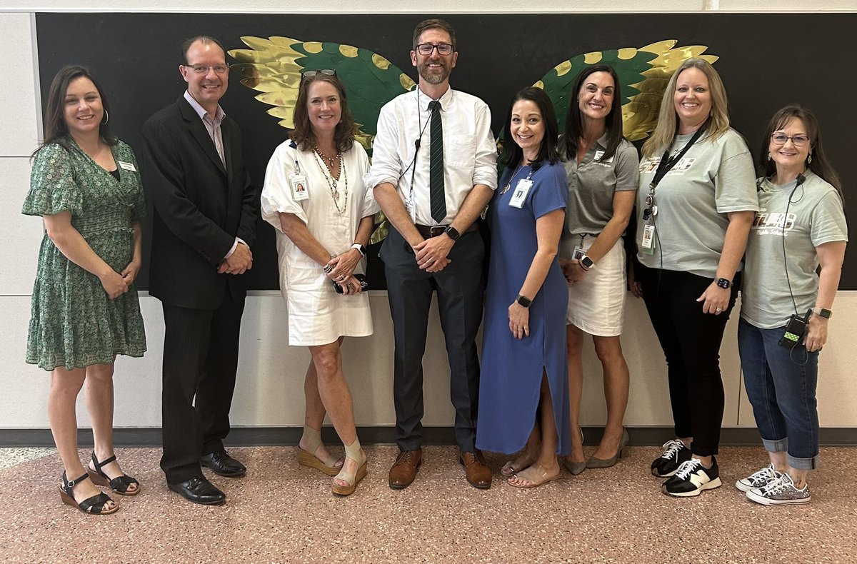 Lauren Meeks tweet media