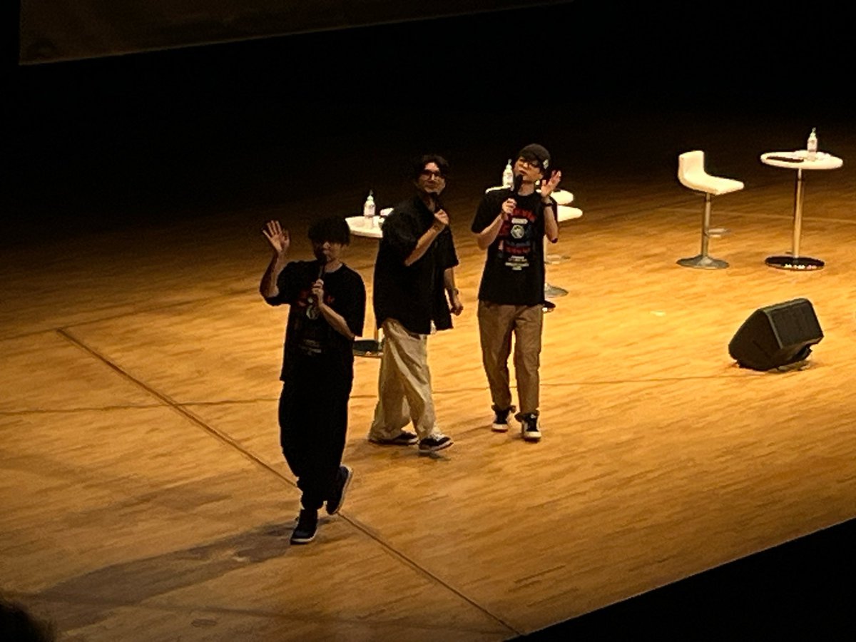 4mgc7's tweet photo. 三人称のSANNIN SHOW vol.21
@仙台サンプラザホール

最高〜〜〜でした！！！！！
『いつか仙台に来てくれないかなあ…』と10年近く祈り続けて遂に御三方を間近で見れて感無量でした………
今回は読まれなかったけどお便りに書いた仙台大観音についてはどこイキで行ってくれたそうなので既に楽しみ… https://t.co/xg3EzDGKct